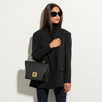 Черные женские сумки через плечо  - фото 28