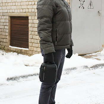 Чёрные кожаные мужские сумки через плечо  - фото 62