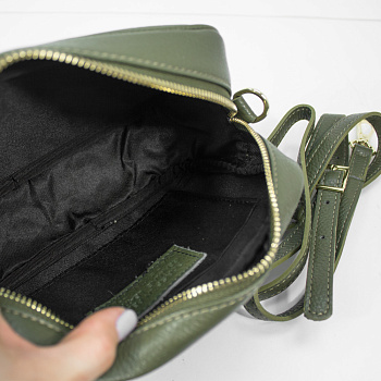 Зеленые женские сумки через плечо  - фото 38