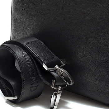 Чёрные кожаные мужские сумки через плечо  - фото 107