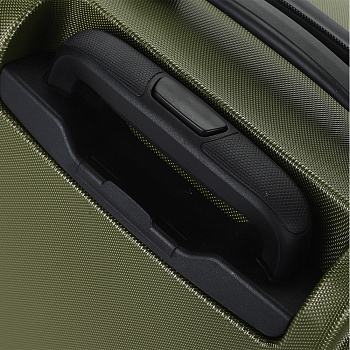Зелёные чемоданы для ручной клади  - фото 10