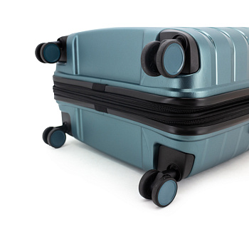 Синие пластиковые чемоданы  - фото 10