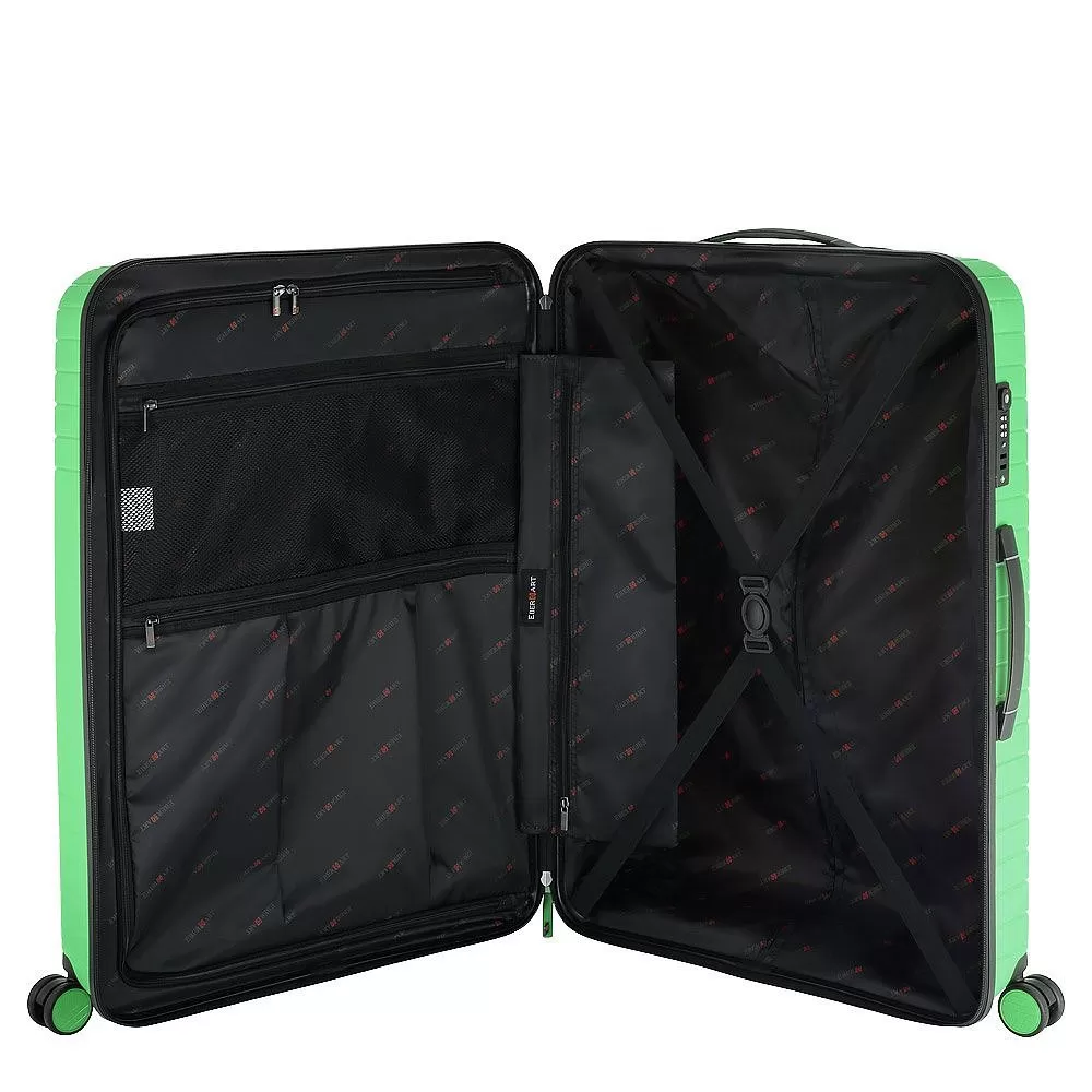 Зелёные пластиковые чемоданы  - фото 91