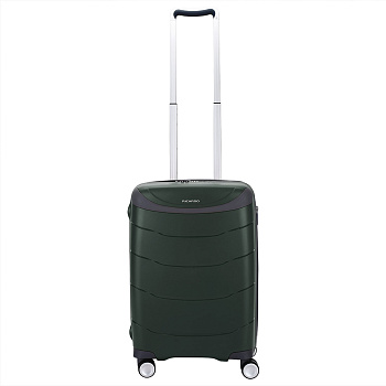 Зелёные пластиковые чемоданы  - фото 42