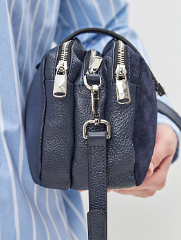 Синие женские сумки через плечо  - фото 137