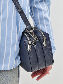 Синие женские сумки через плечо  - фото 133