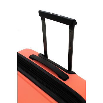 Оранжевые маленькие чемоданы  - фото 12