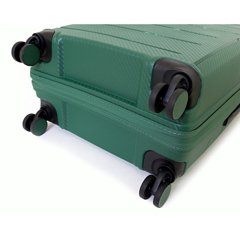 Зелёные пластиковые чемоданы  - фото 114